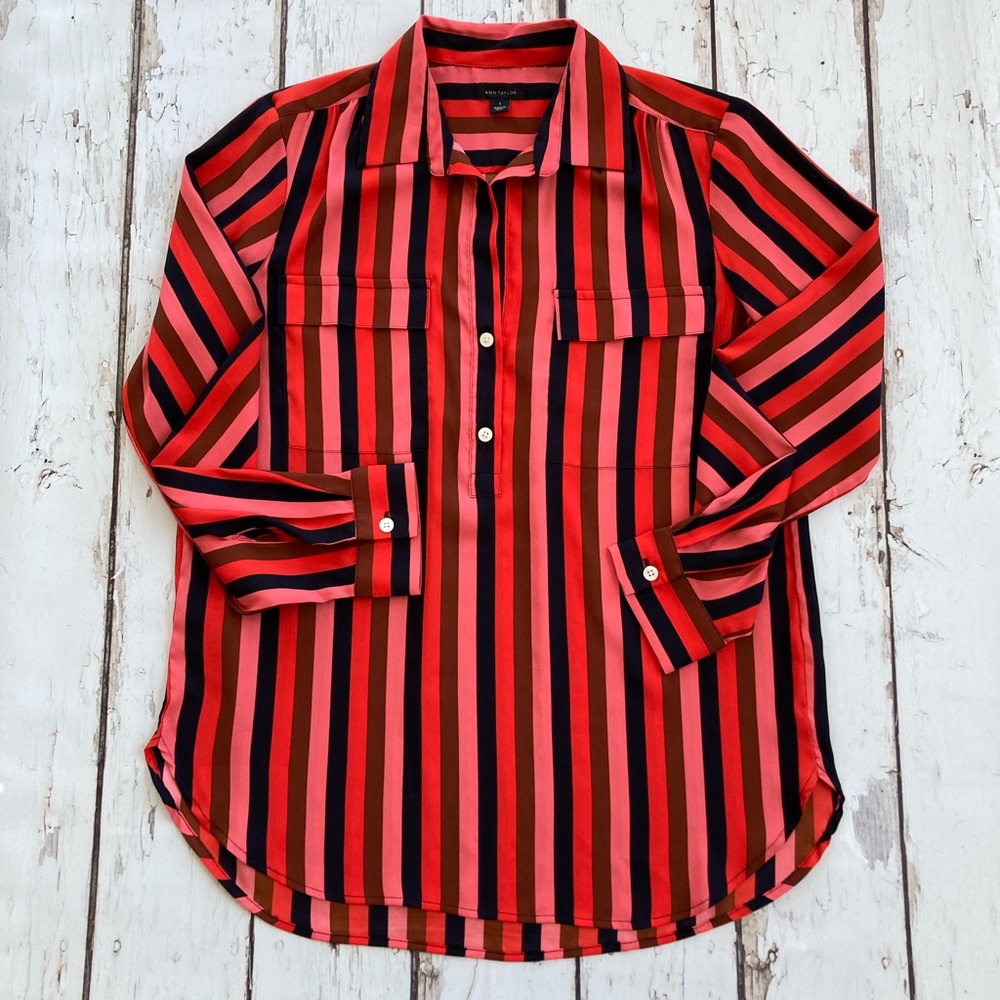 Ann Taylor Red & Black Stripe Button Front Blouse Size Small
